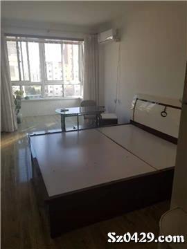2室 1500元 90平米 實(shí)驗(yàn)對(duì)面盛華園6樓90平家具家電都帶